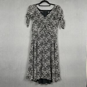 Dana Buchman Dress Womens 2 Black White Floral Silk Short Sleeve Whimsygoth